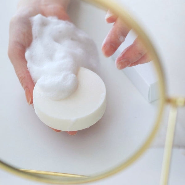 【顔ボディ用石けん】【生理食塩水と同濃度でしみない!エイジングケアにも】olioオリオ Sea Salt Soap 塩石けん-FRANKINCENSE フランキンセンス